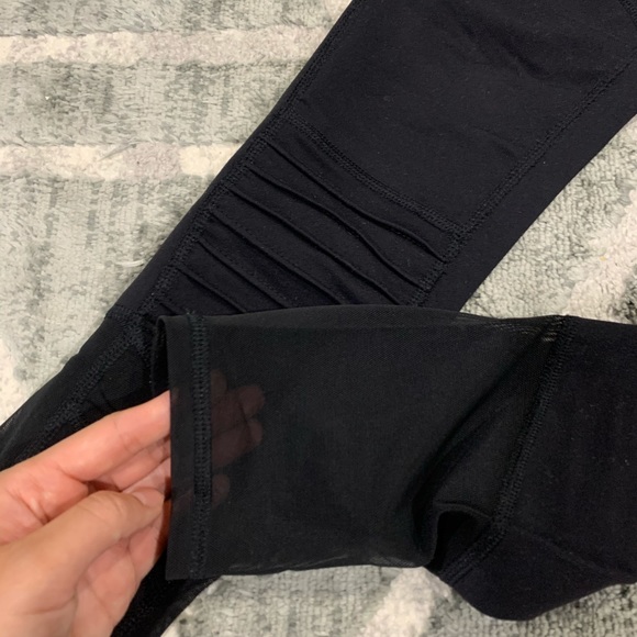 TNA Moto and Mesh Legging - Picture 3 of 5